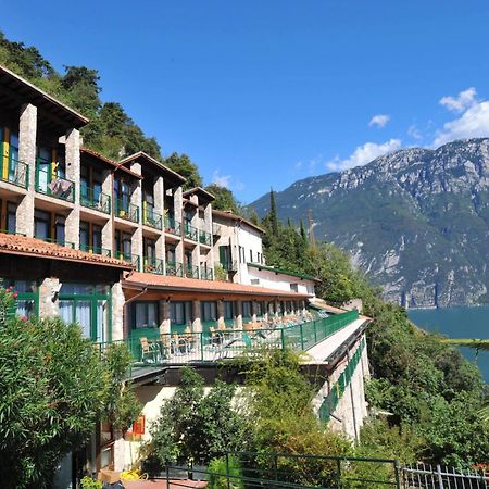 Centro Vacanze La Limonaia Limone sul Garda Exterior photo